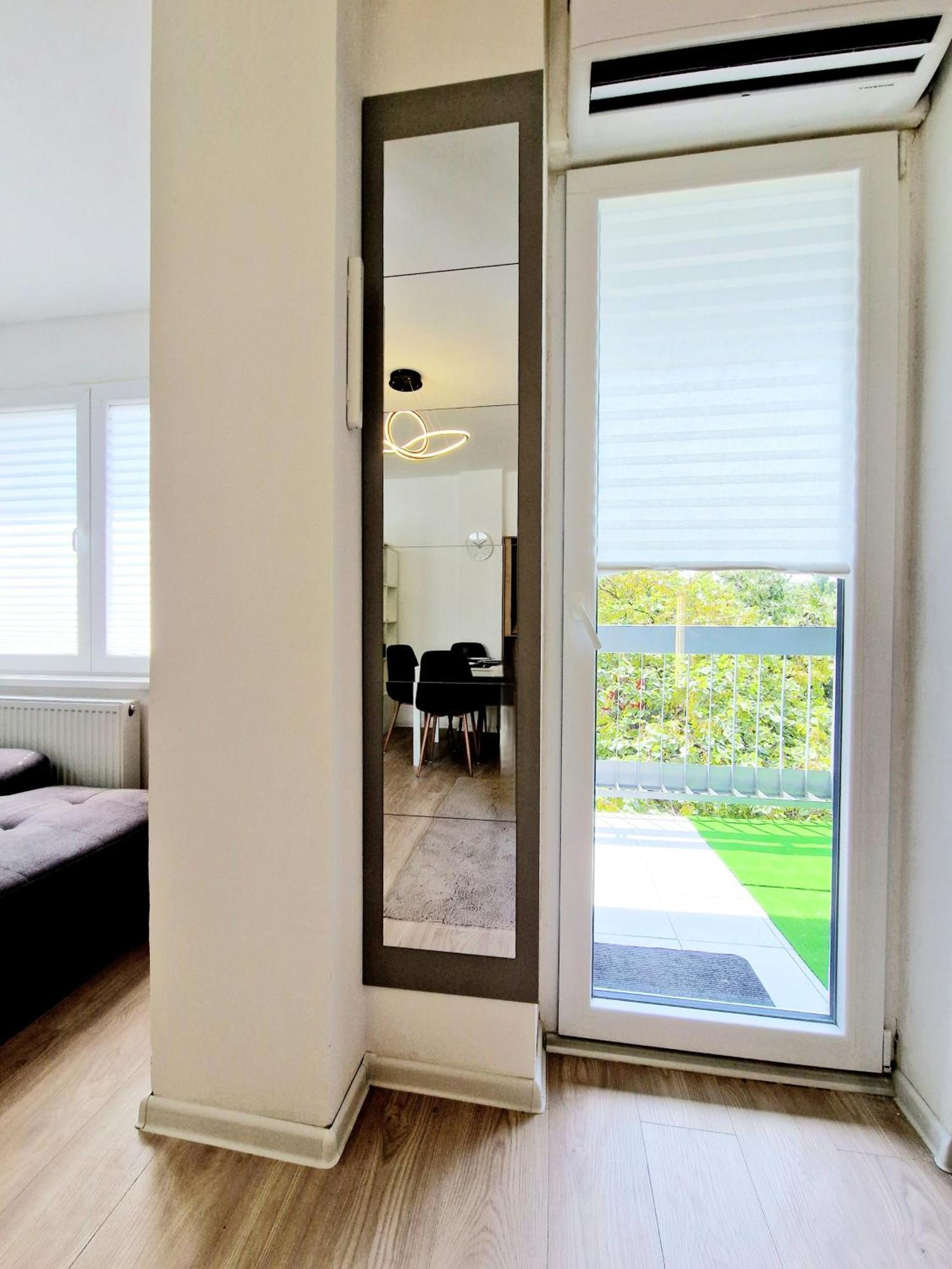 Ferienwohnung Cosy Novi Sad Loft, Self Check-In Exterior foto